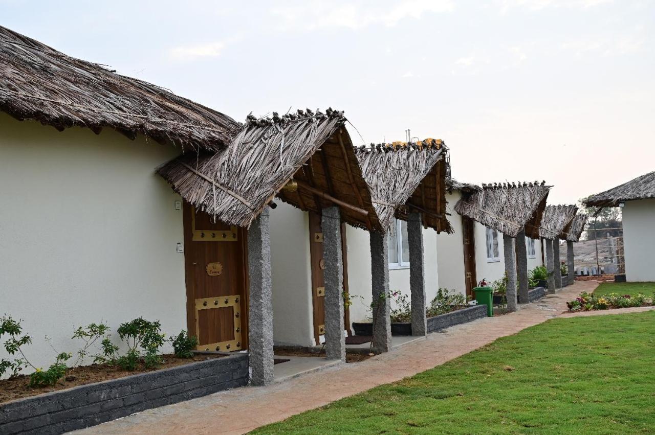 The Hampi Cafe Hotel Exterior photo